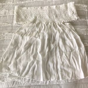 Brandy Melville off shoulder top
